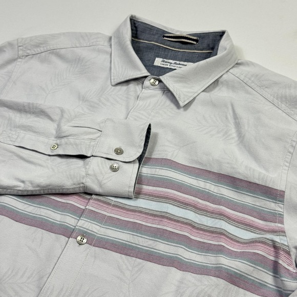 Tommy Bahama Other - Tommy Bahama Canyon Beach Flannel Shirt Mens XL Gray Stripe Palm Button Front